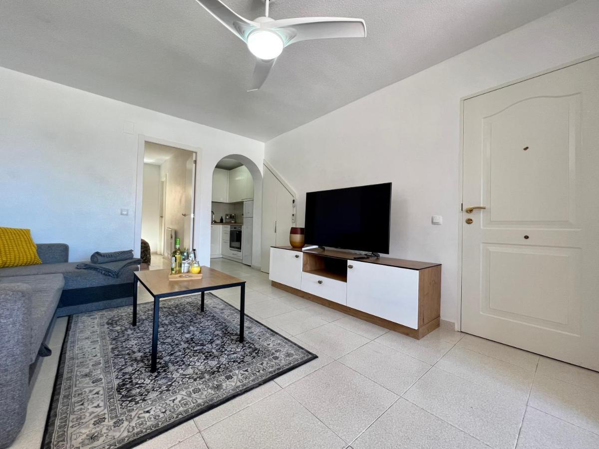 Apartment In La Mata Gabriele ตอร์เรเวียคา ภายนอก รูปภาพ