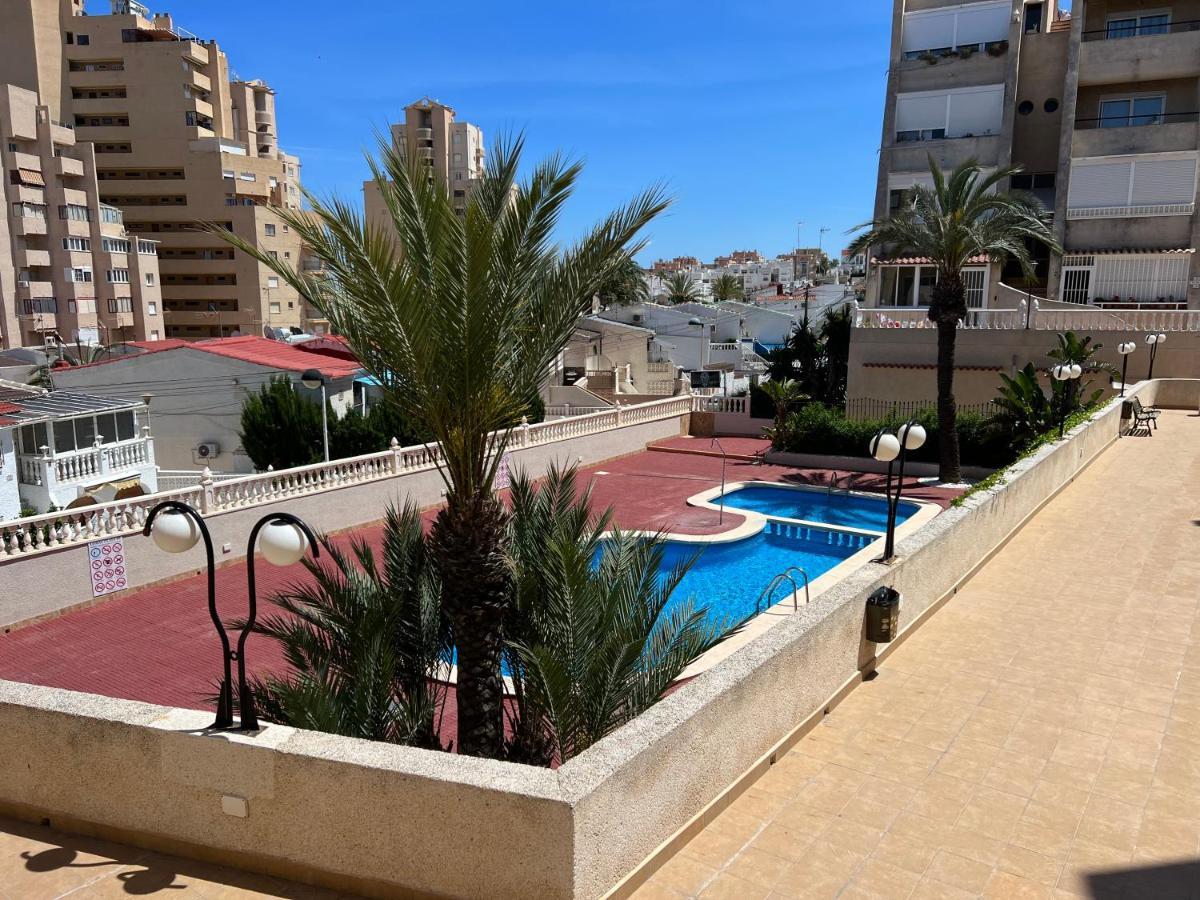 Apartment In La Mata Gabriele ตอร์เรเวียคา ภายนอก รูปภาพ